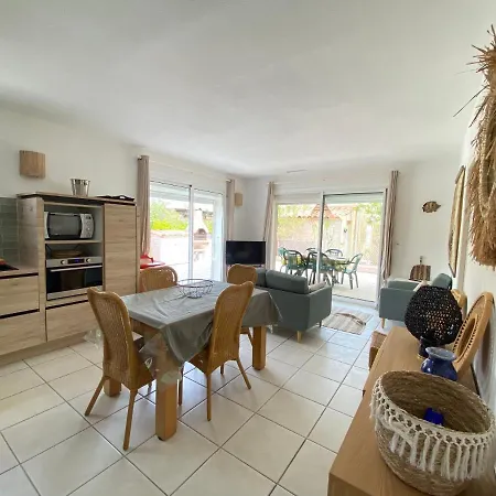 Holiday home A 20 Metres De La Plage
